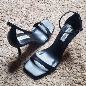 Steve Madden Shaye Sandal Heels